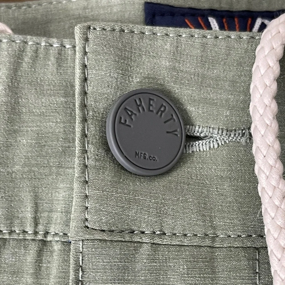 Faherty All Day Shorts Olive Green 30 Waist 9” Inseam NWT